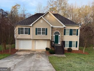 175 River North Court, Covington, GA 30016