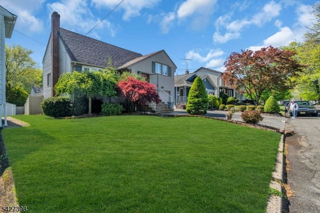 1453 Lambert St, Rahway City, NJ 07065