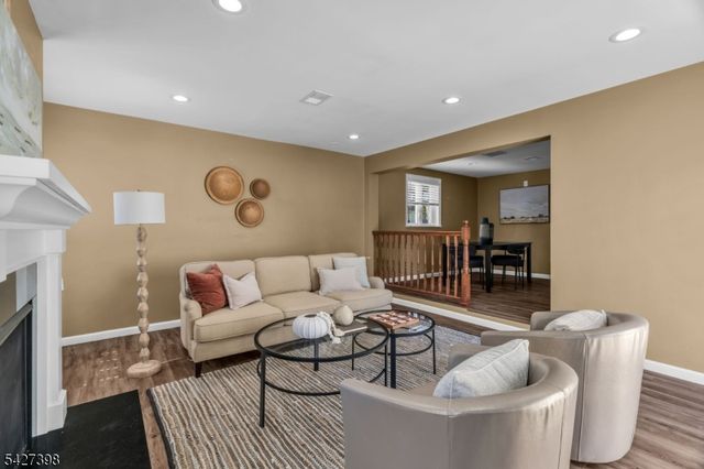 1453 Lambert St, Rahway City, NJ 07065