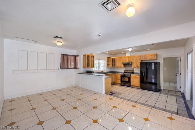 2100 Sundale Street, Las Vegas, NV 89102