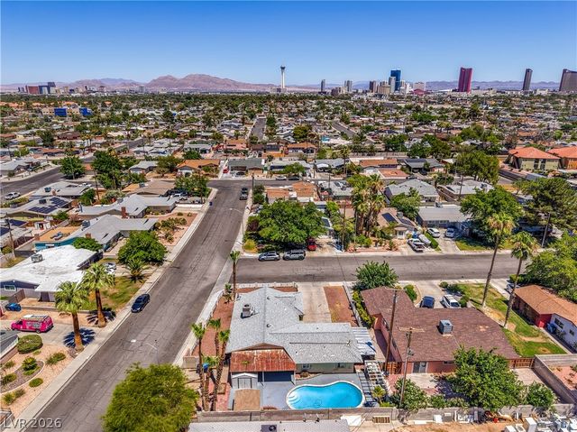 2100 Sundale Street, Las Vegas, NV 89102