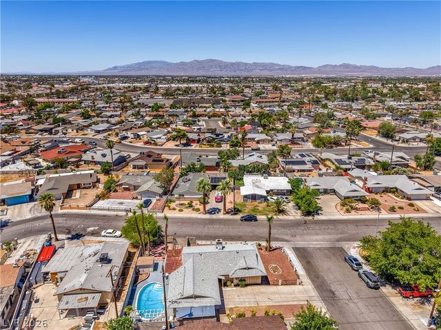 2100 Sundale Street, Las Vegas, NV 89102