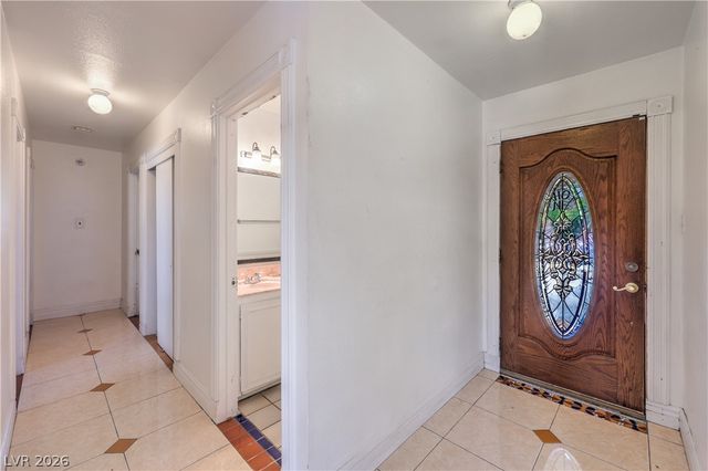 2100 Sundale Street, Las Vegas, NV 89102