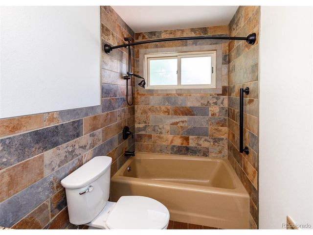 1118 Chambers Dr, Colorado Springs, CO 80904