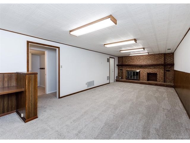 1118 Chambers Dr, Colorado Springs, CO 80904