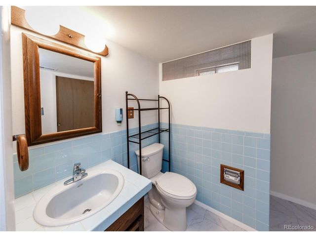 1118 Chambers Dr, Colorado Springs, CO 80904