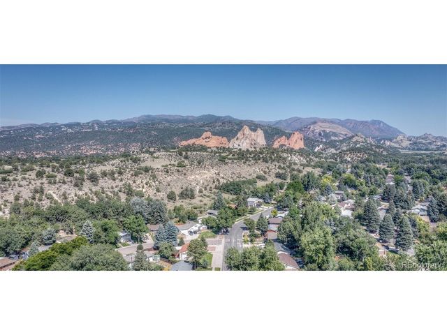 1118 Chambers Dr, Colorado Springs, CO 80904