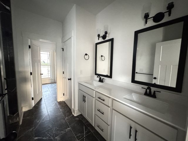 526 Foxglove Ln, Clarksville, TN 37043