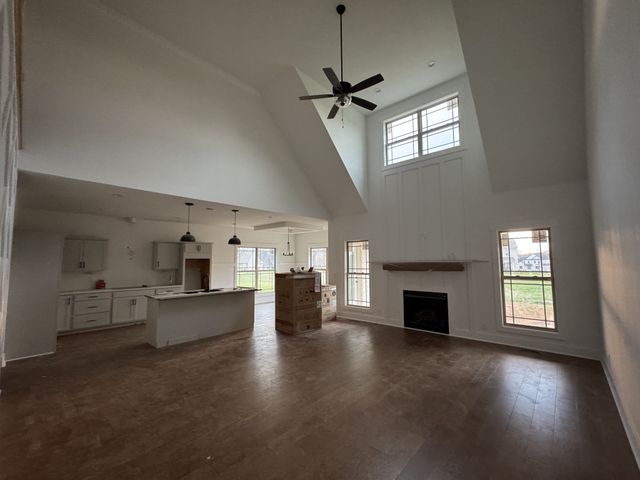 526 Foxglove Ln, Clarksville, TN 37043