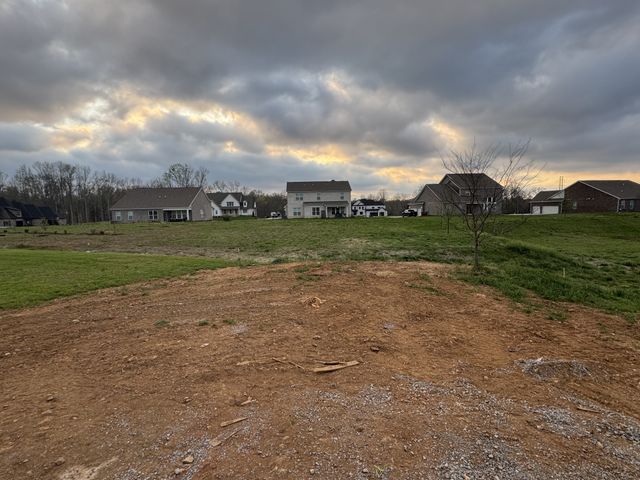 526 Foxglove Ln, Clarksville, TN 37043