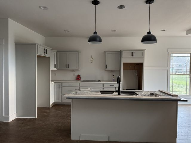 526 Foxglove Ln, Clarksville, TN 37043