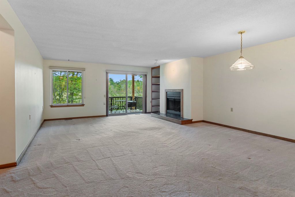 Image 5 of property listing at 46 Dunvegan Woods Drive # 46, Hampton, NH 03842