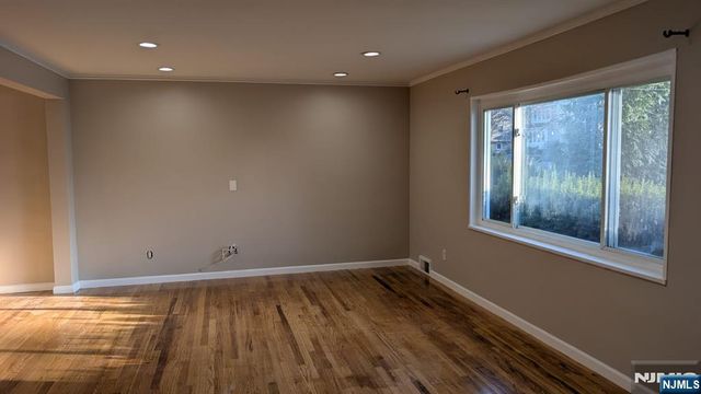 793 Dearborn Street, Teaneck, NJ 07666