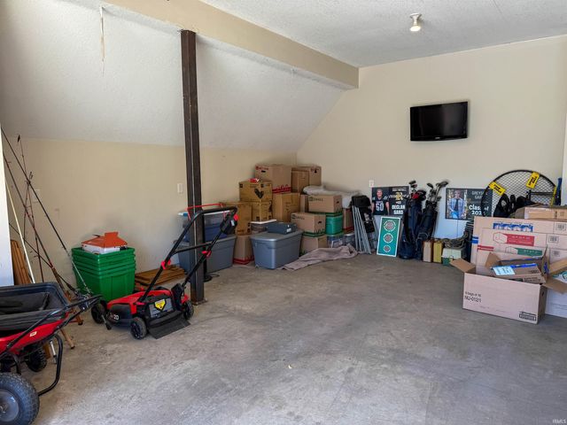 1714 Greyfeather Lane, Rochester, IN 46975