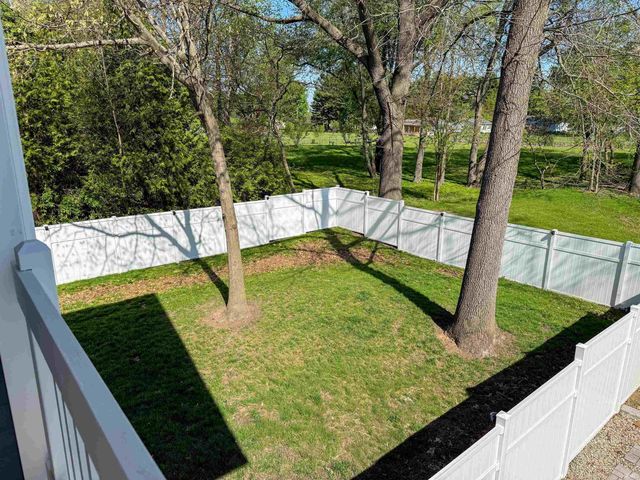 1714 Greyfeather Lane, Rochester, IN 46975