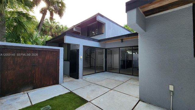 6439 Lemon Tree Lane, Miami Lakes, FL 33014