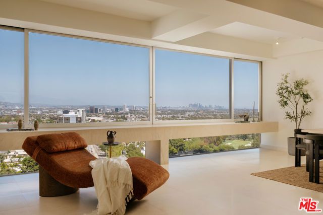 2222 Avenue Of The Stars 1404, Los Angeles, CA 90067