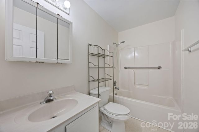 6 Azalea Road F, Arden, NC 28704