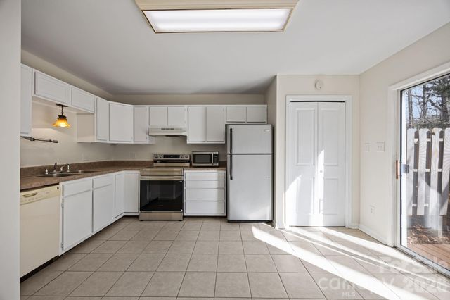 6 Azalea Road F, Arden, NC 28704