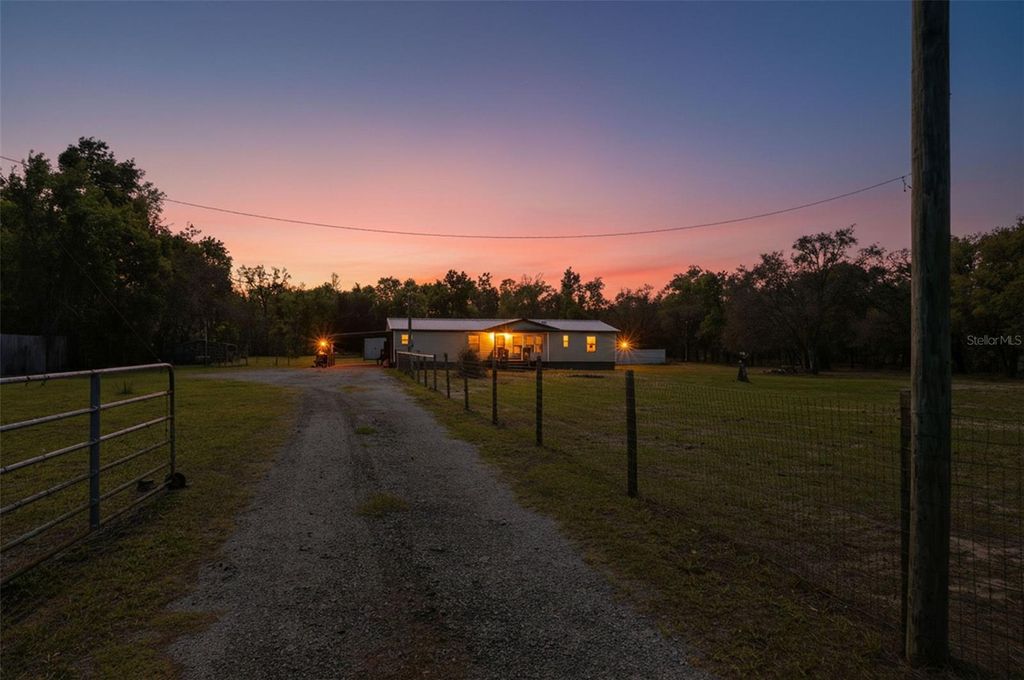 16040 PLATINUM DRIVE, Spring Hill, FL 34610