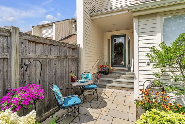 545 S Prospect St Unit 20, Burlington, VT 05401