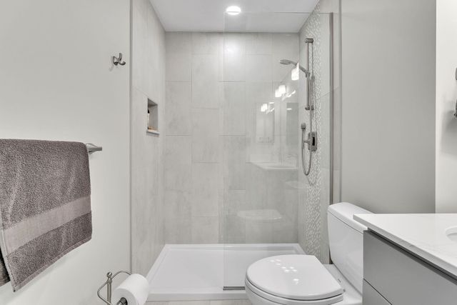 545 S Prospect St Unit 20, Burlington, VT 05401