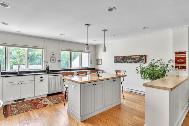545 S Prospect St Unit 20, Burlington, VT 05401