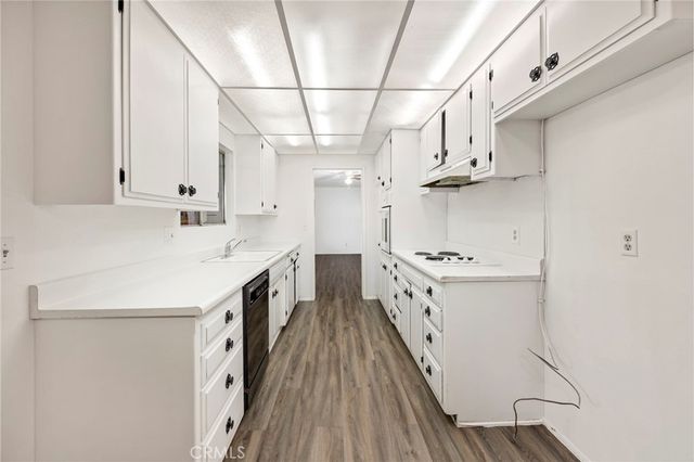 1258 Turquoise, Hemet, CA 92543