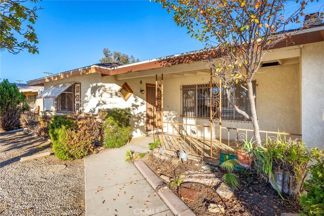 1258 Turquoise, Hemet, CA 92543