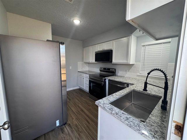 1905 NW Taft Ave, Lawton, OK 73507