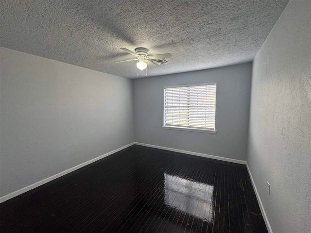 1905 NW Taft Ave, Lawton, OK 73507