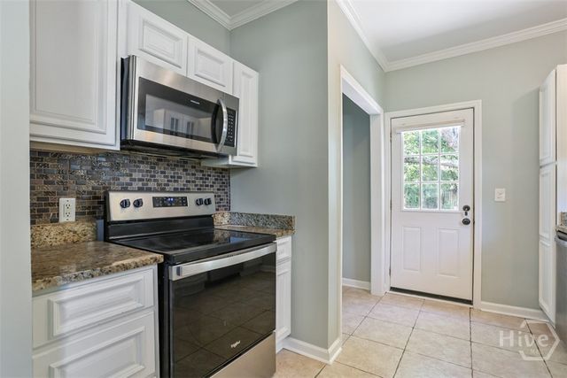 3227 Cedar Street, Savannah, GA 31404