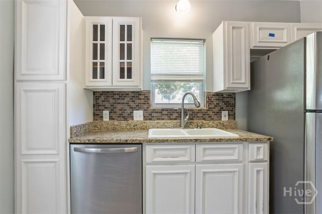 3227 Cedar Street, Savannah, GA 31404