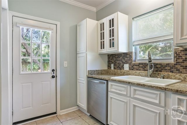 3227 Cedar Street, Savannah, GA 31404