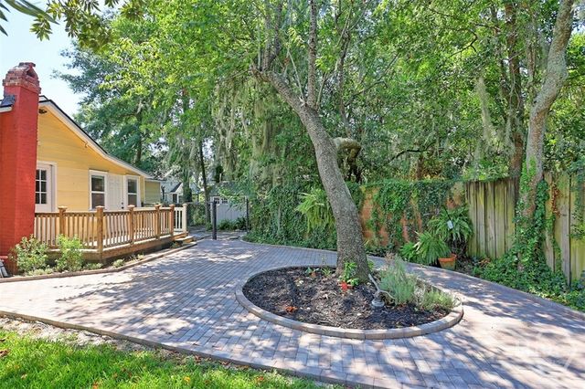 3227 Cedar Street, Savannah, GA 31404