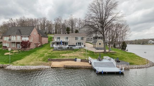 615 S Ski Circle, Santa Claus, IN 47579