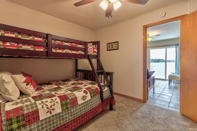 615 S Ski Circle, Santa Claus, IN 47579