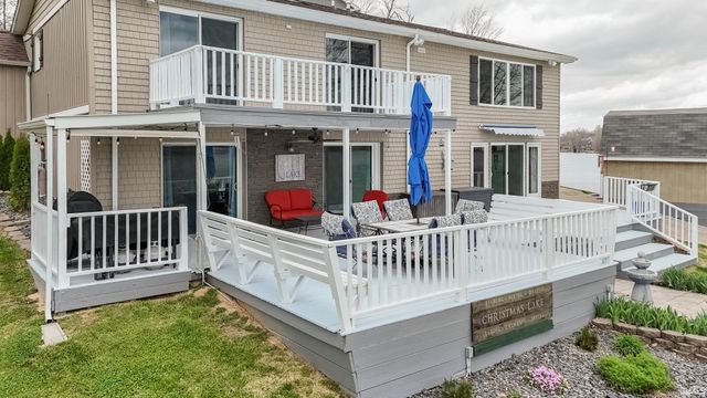 615 S Ski Circle, Santa Claus, IN 47579