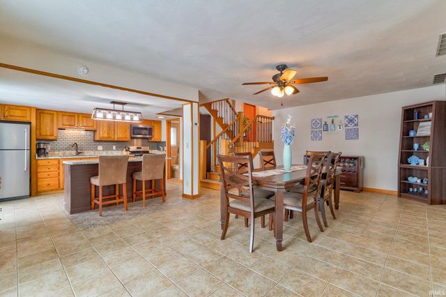 615 S Ski Circle, Santa Claus, IN 47579