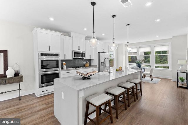 1650 BANDIT LOOP, Reston, VA 20190