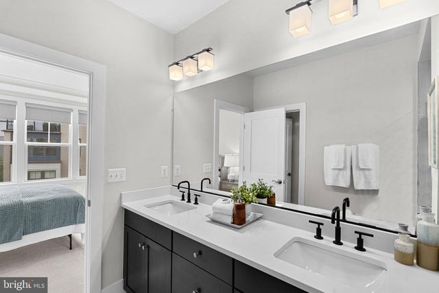 1650 BANDIT LOOP, Reston, VA 20190