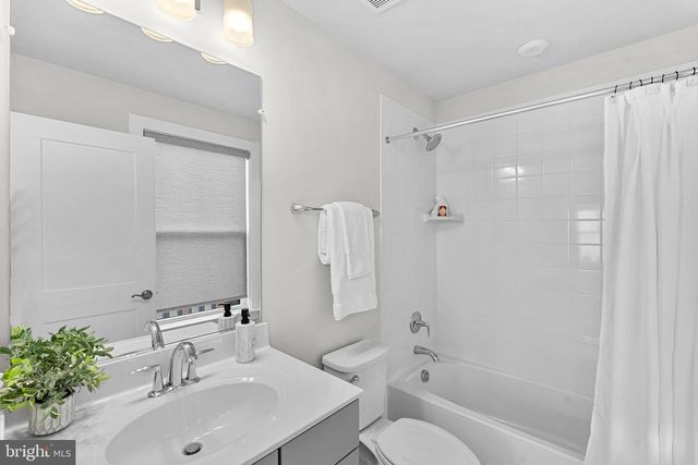 1650 BANDIT LOOP, Reston, VA 20190