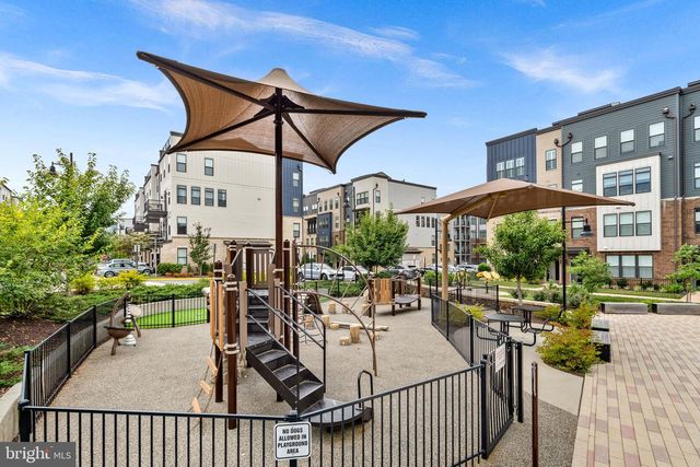 1650 BANDIT LOOP, Reston, VA 20190