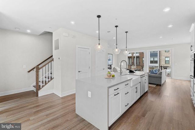 1650 BANDIT LOOP, Reston, VA 20190