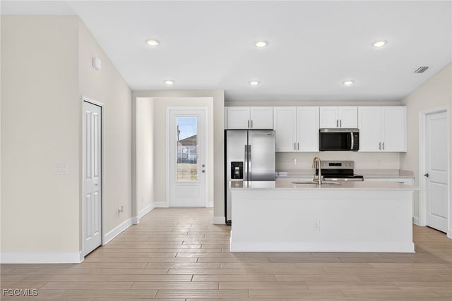 1227 NW 15th PL, Cape Coral, FL 33993