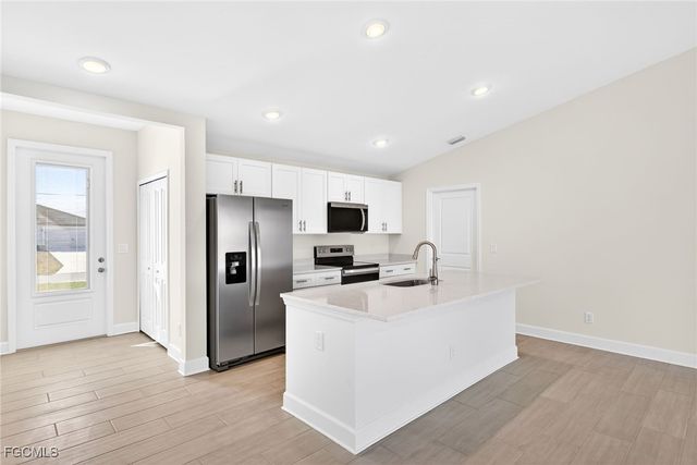 1227 NW 15th PL, Cape Coral, FL 33993