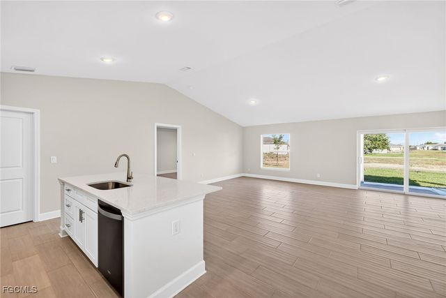 1227 NW 15th PL, Cape Coral, FL 33993