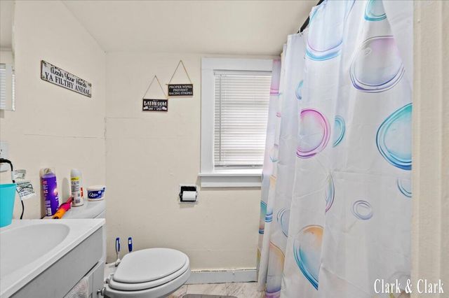 720 Hill Avenue, Muskegon, MI 49442