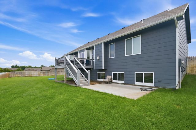 6410 S Jade Ct, Derby, KS 67037