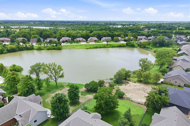 6410 S Jade Ct, Derby, KS 67037
